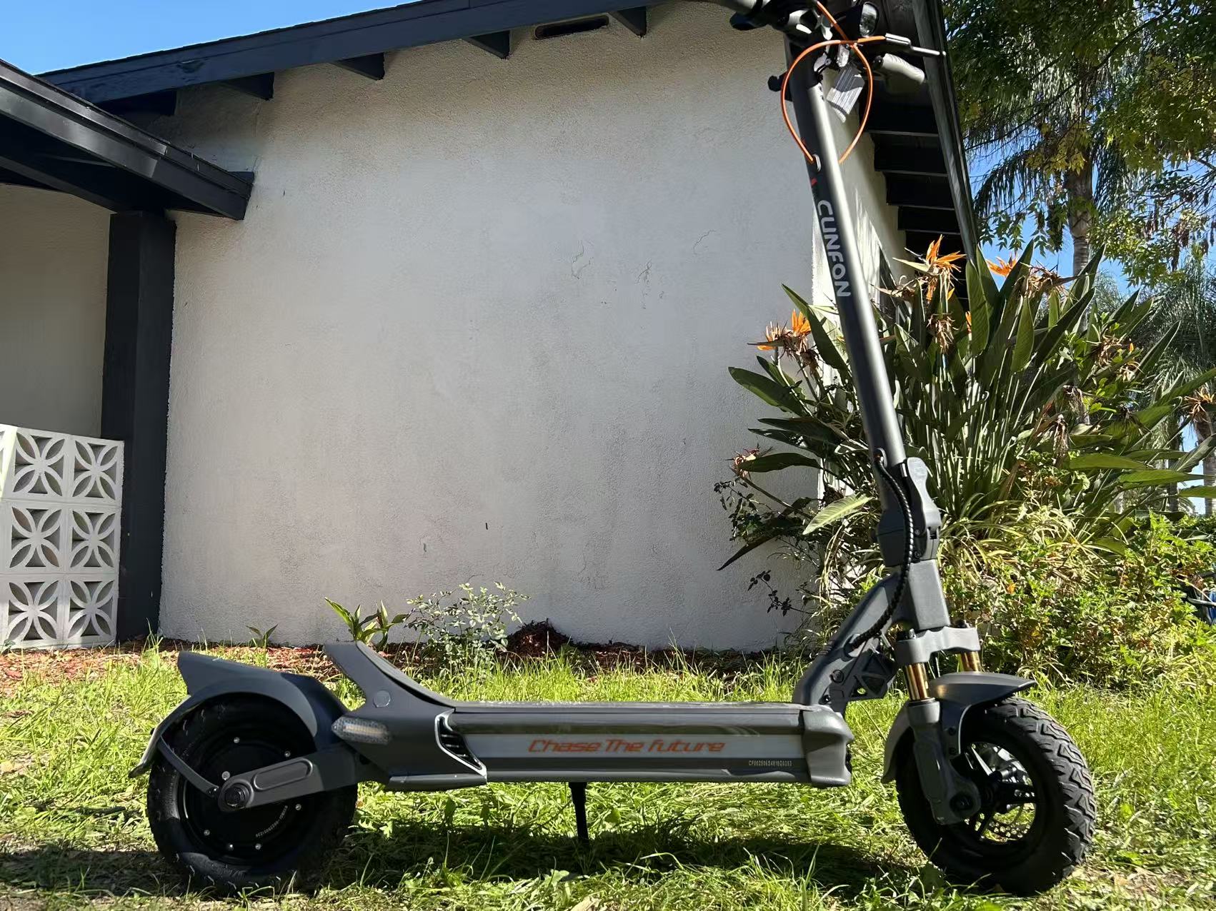 CUN FON RZ800 Scooter