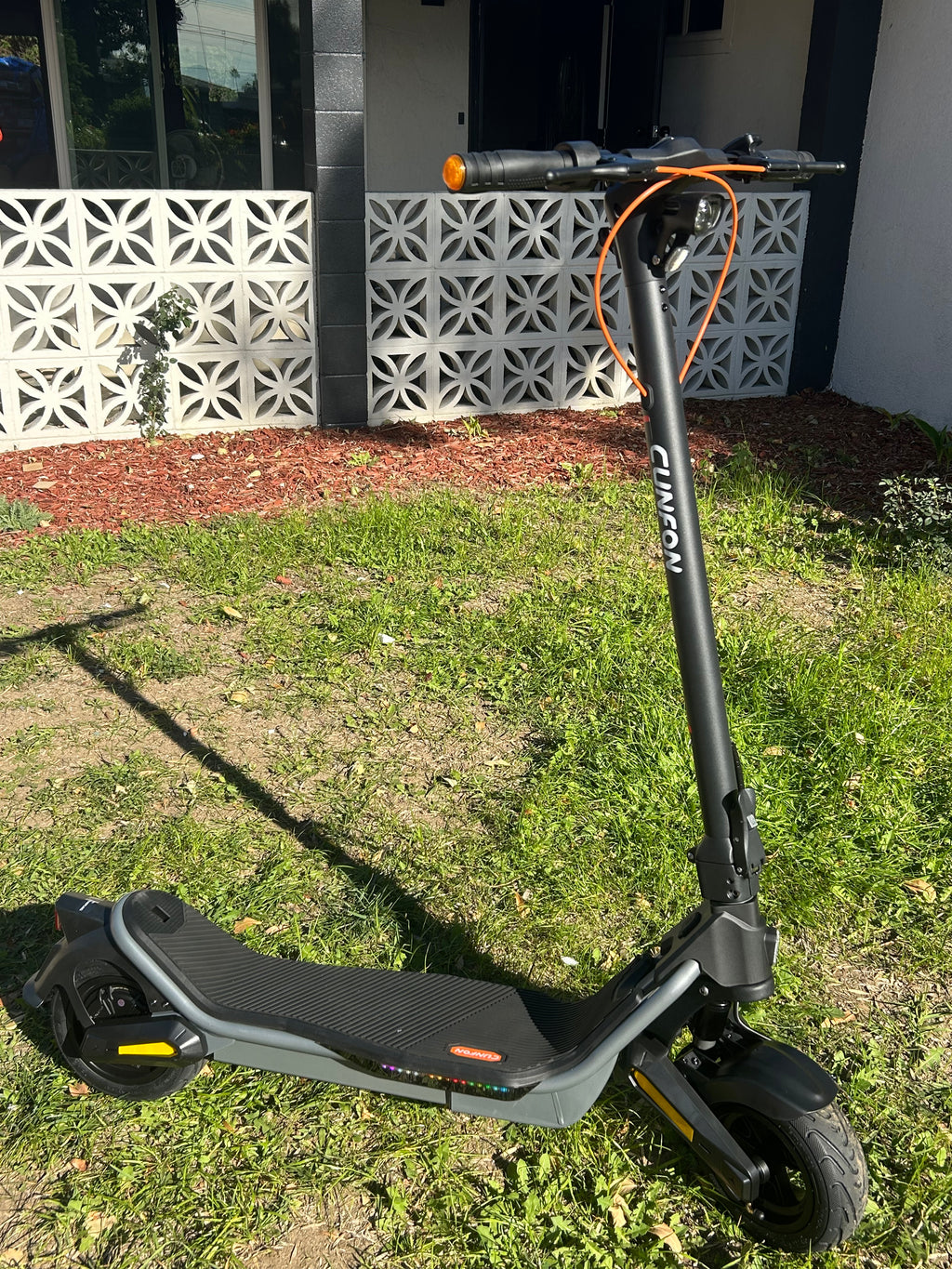 CUN FON RS500 Scooter