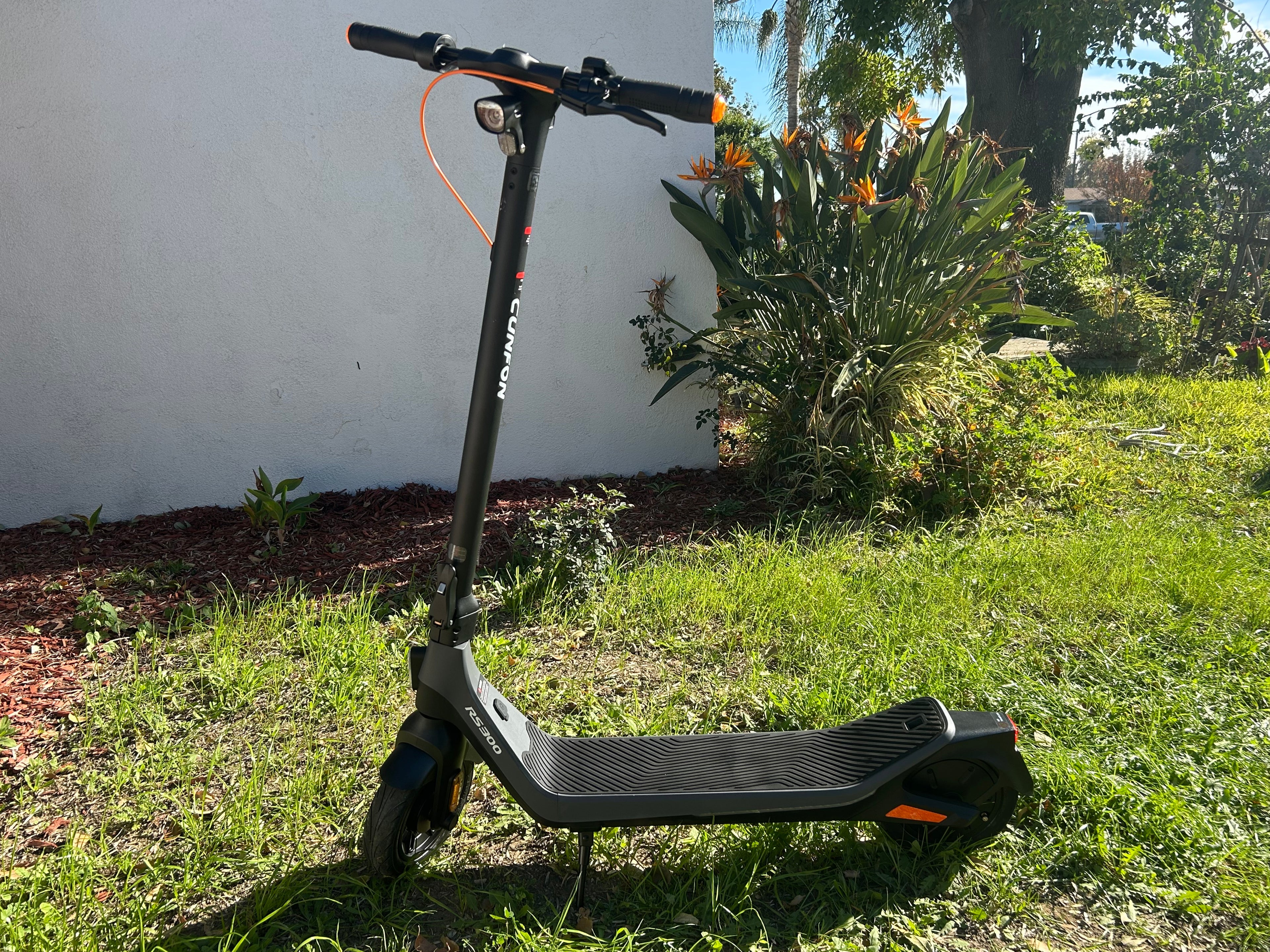 CUN FON RS300 Scooter