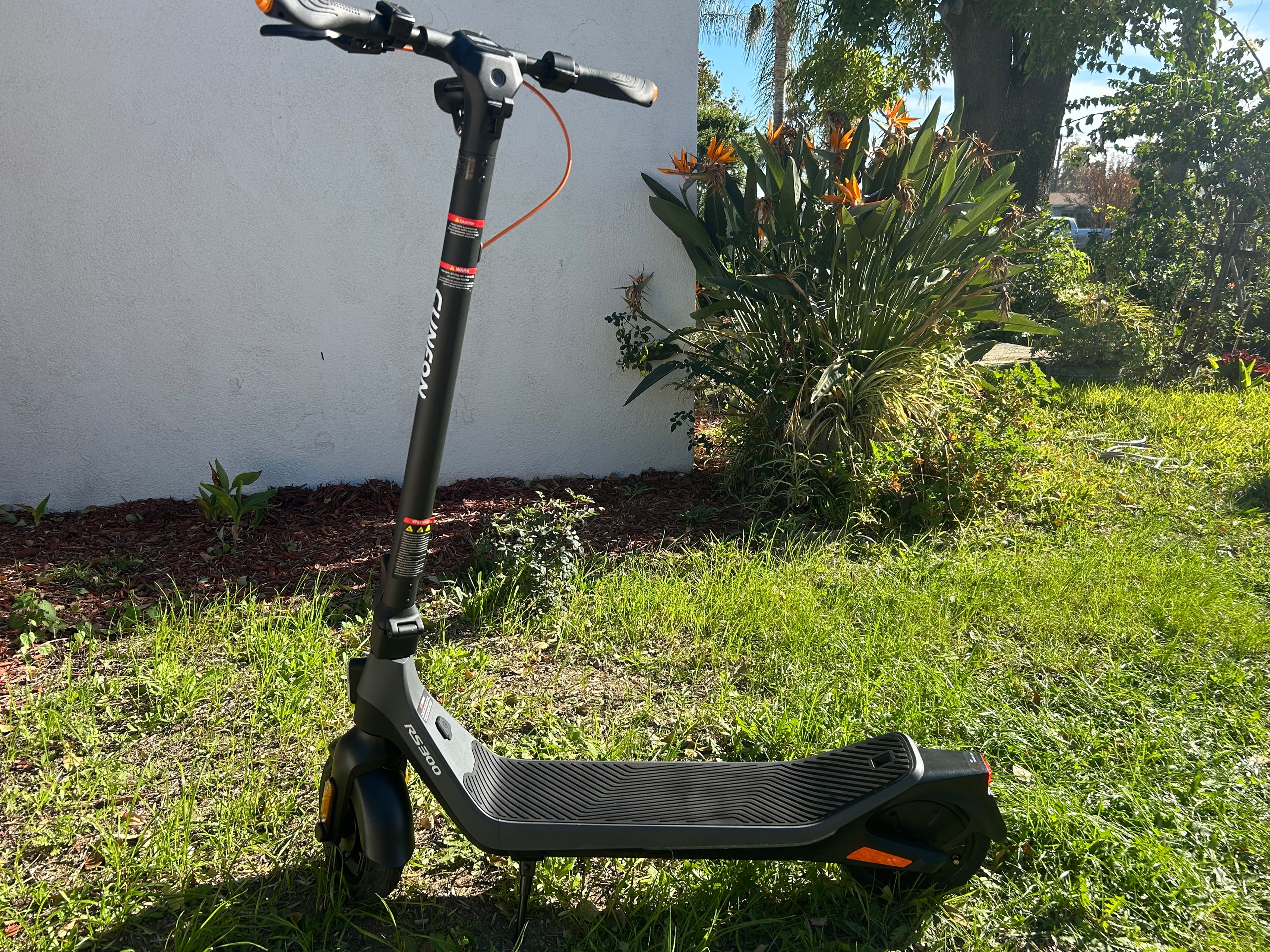 CUN FON RS300 Scooter